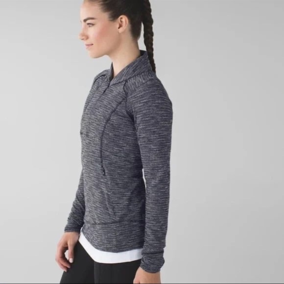 Lululemon Think Fast Pullover - Picture 7 of 8